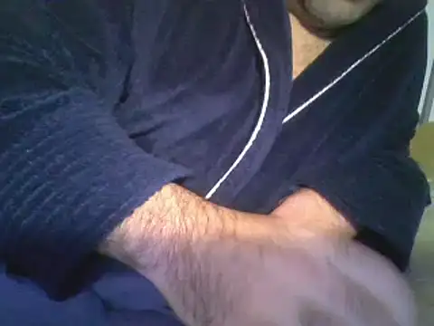 Snapshot of gerilom8787 chatting on 02.14.25 gerilom8787 online show from 02.14.25