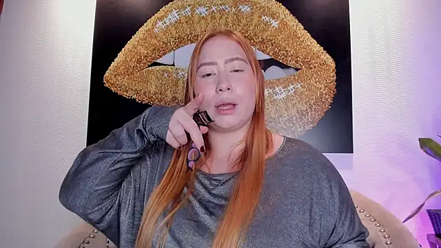 Snapshot of hannamartinn chatting on 10.28.25 hannamartinn online show from 10.28.25