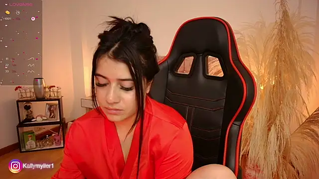 KallyMyller1 online show from 03.06.25