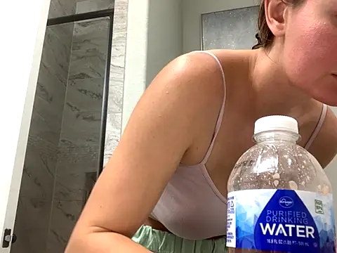 Alyssa rhoades online show from 11.06.25