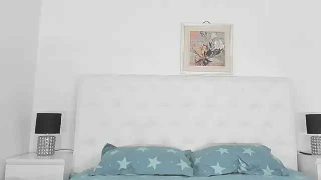 Snapshot of purefantasy chatting on 02.20.25 purefantasy online show from 02.20.25