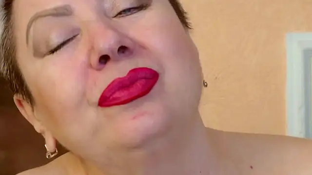 LadyPosh online show from 11.19.25