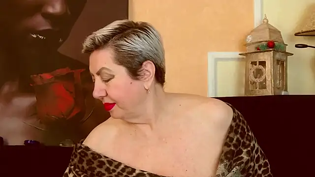 LadyPosh online show from 04.07.26