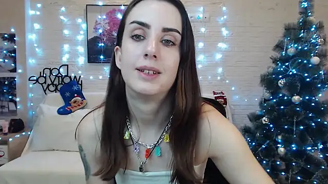 FranceskoJones online show from 12.18.24