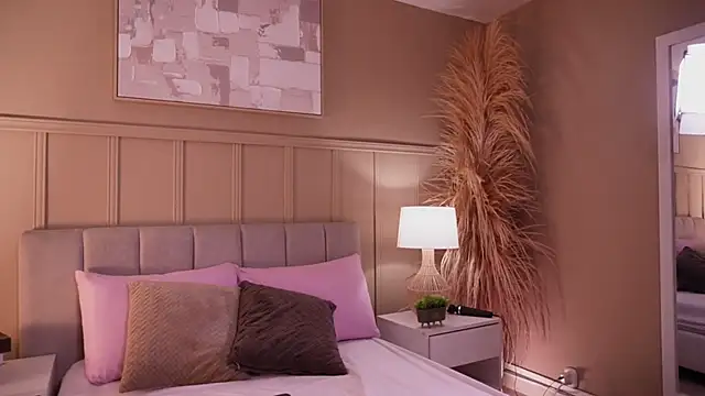 curvyliciousss online show from 04.04.26