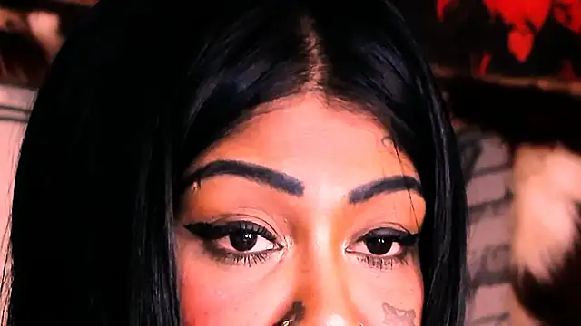 Snapshot of indian_dreamgirl chatting on 09.29.25 indian dreamgirl online show from 09.29.25