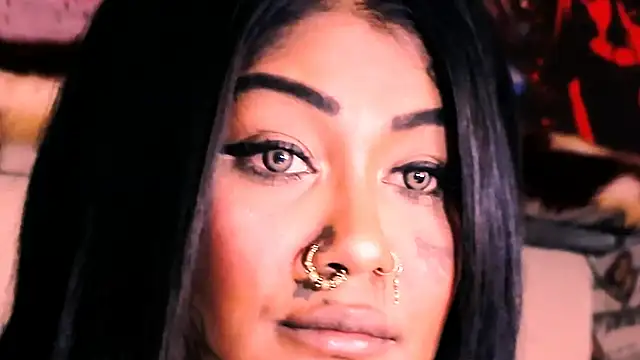Snapshot of indian_dreamgirl chatting on 10.11.25 indian dreamgirl online show from 10.11.25