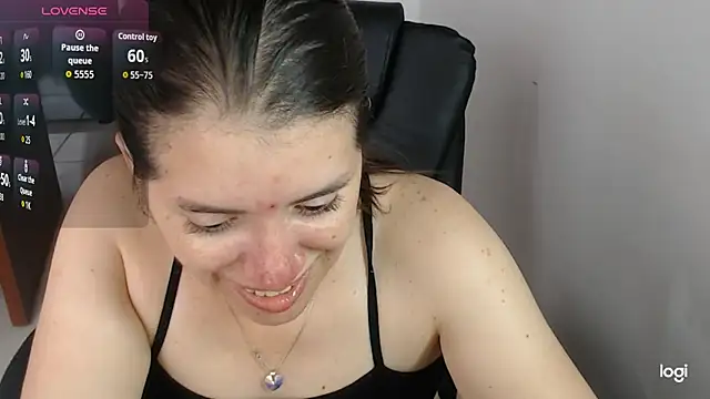 spicey latina online show from 05.12.26