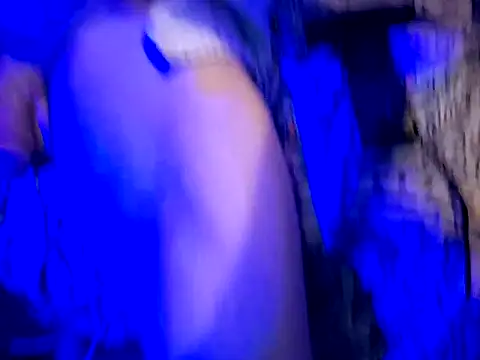 Snapshot of justinewe69 chatting on 09.24.25 justinewe69 online show from 09.24.25