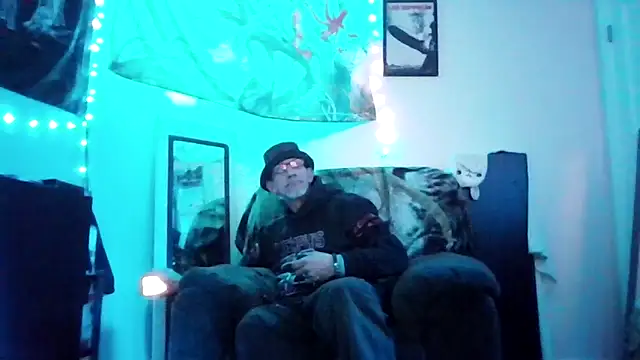 justinewe69 online show from 02.28.26