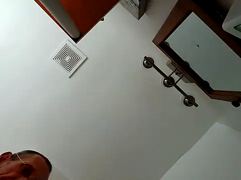 justinewe69 online show from 04.01.26