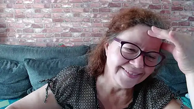 Adelewildx online show from 12.13.24