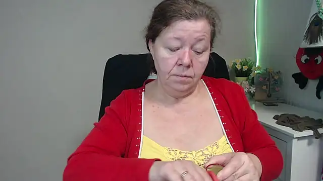 Adelewildx online show from 02.25.25