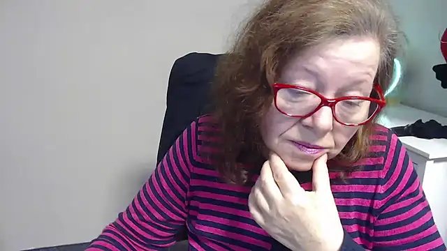 Adelewildx online show from 03.03.25