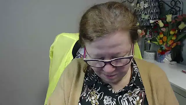 Snapshot of Adelewildx chatting on 02.04.26 Adelewildx online show from 02.04.26