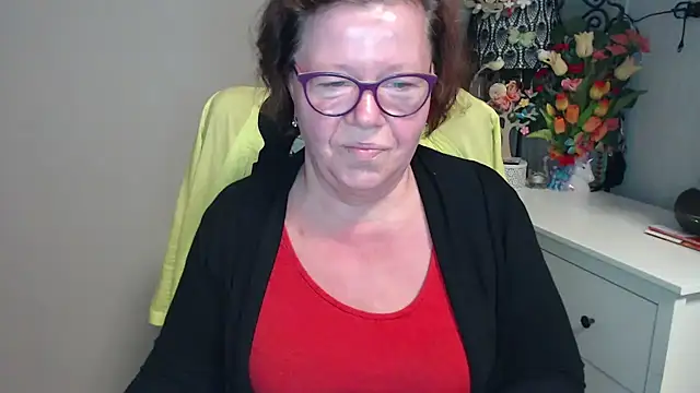 Adelewildx online show from 05.11.26