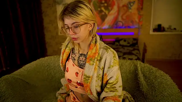 Allison Cuty online show from 02.15.25