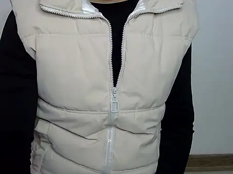 AquamarineXX online show from 11.21.25