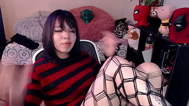 babyakem online show from 10.15.25