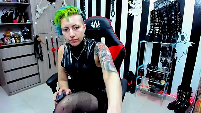 Mistress Yelena online show from 01.14.25