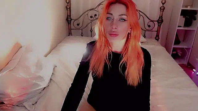 AnnieGOld  online show from 12.06.24