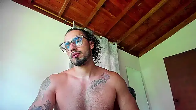 Snapshot of Baky_sexy chatting on 11.07.25 Baky sexy online show from 11.07.25