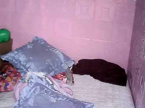 hotpusie 4u online show from 09.20.25