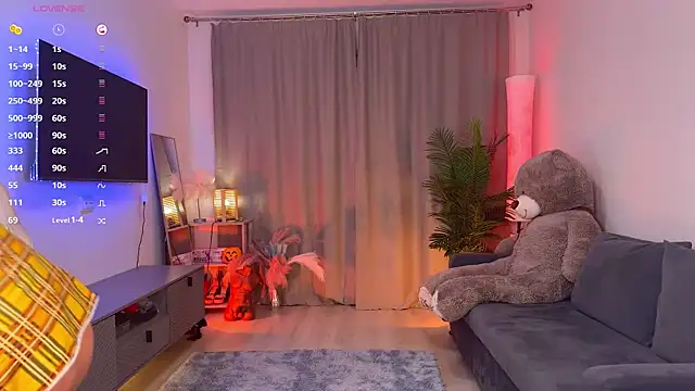 mikkixmeow online show from 11.17.25