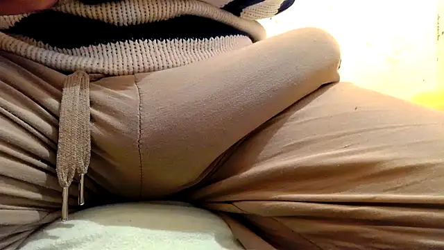 Snapshot of gae89tano chatting on 03.28.26 gae89tano online show from 03.28.26