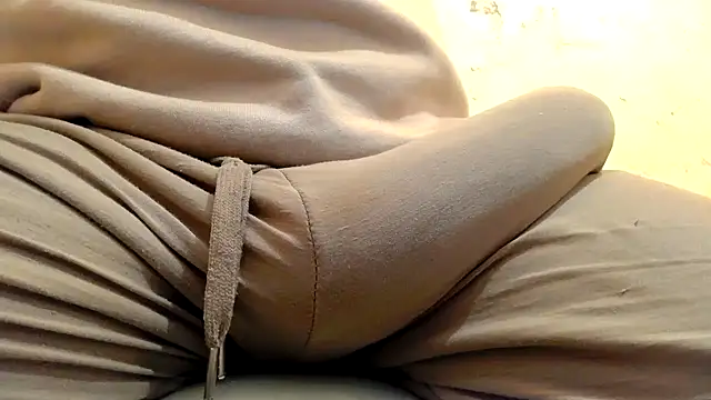 Snapshot of gae89tano chatting on 04.14.26 gae89tano online show from 04.14.26