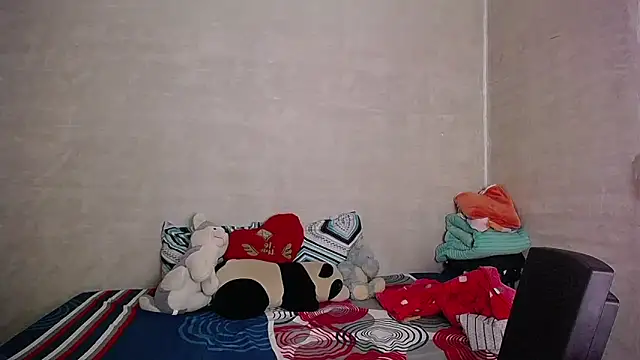 Snapshot of teddyfit19cm chatting on 12.28.24 teddyfit19cm online show from 12.28.24