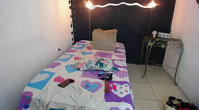 Snapshot of SexyKataShow chatting on 02.16.25 SexyKataShow online show from 02.16.25