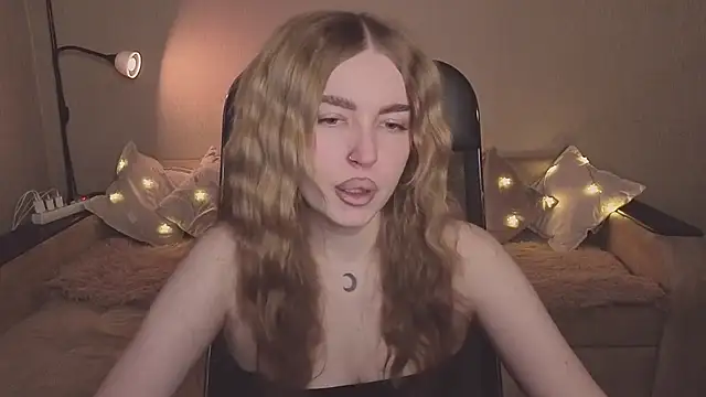 ViolettaLopez online show from 02.18.26