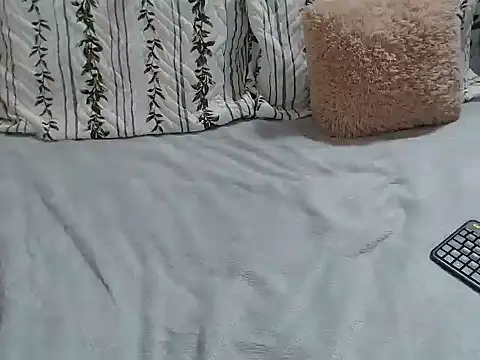 Snapshot of samantha_20x chatting on 01.12.25 samantha 20x online show from 01.12.25