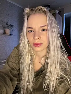 Snapshot of SIMBA_BOS chatting on 01.14.26 SIMBA BOS online show from 01.14.26