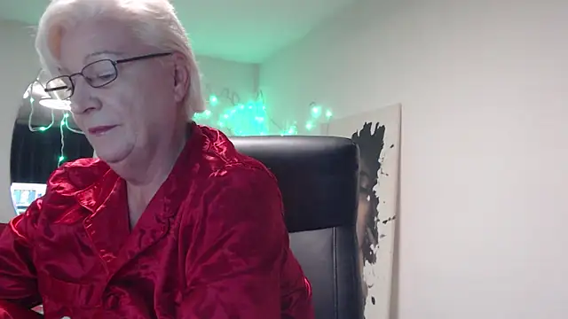 LaylaMilf online show from 12.24.24