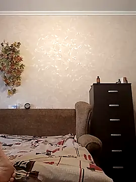 Amy August online show from 03.18.25