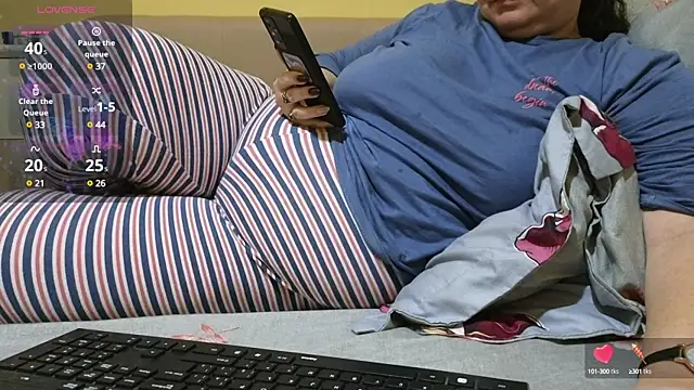BBW MILF 4U online show from 01.31.25