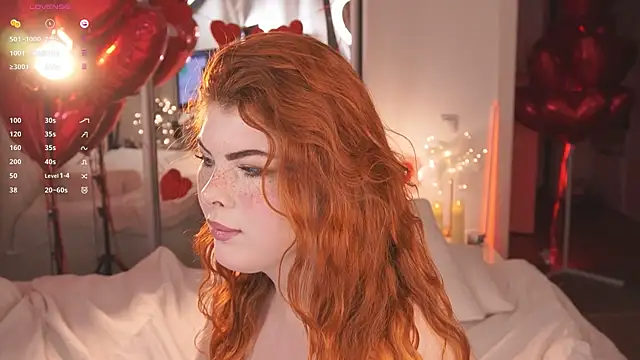 Snapshot of Ffoxyflame chatting on 02.14.25 Ffoxyflame online show from 02.14.25