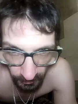 Snapshot of Krasav4ik4ik chatting on 12.16.24 Krasav4ik4ik online show from 12.16.24