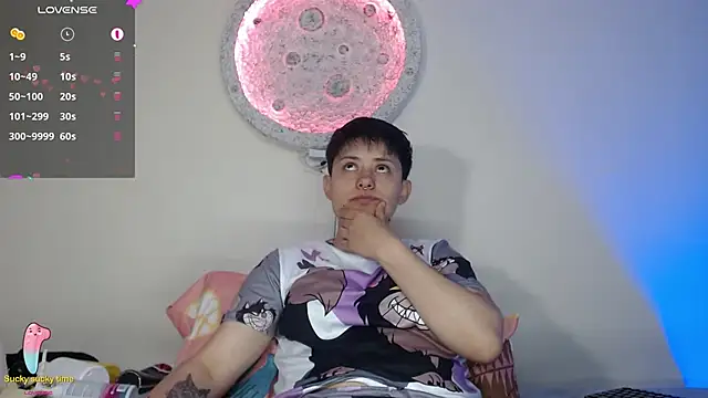 girl intense444 online show from 01.05.25