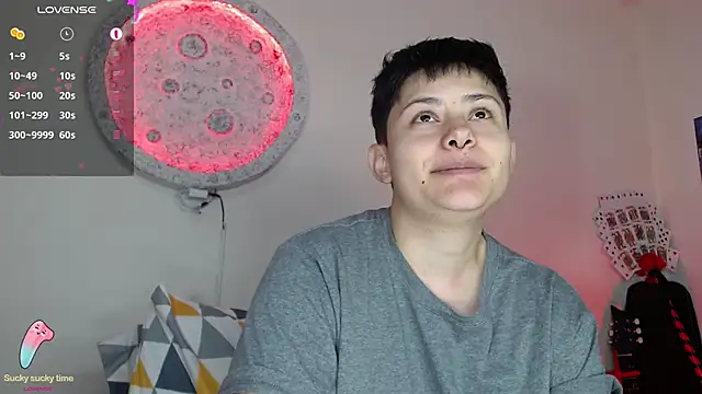 girl intense444 online show from 01.14.25