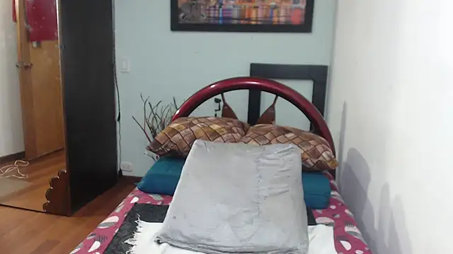 Snapshot of sexytitshot126 chatting on 10.30.25 sexytitshot126 online show from 10.30.25