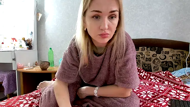 ModelEva online show from 01.31.25