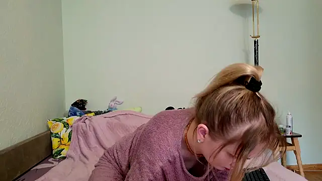 ModelEva online show from 04.14.26