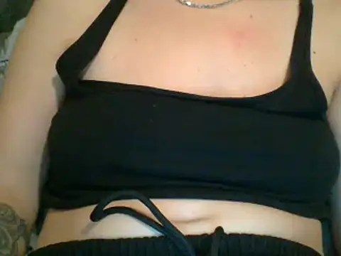 Snapshot of geilmeisje98 chatting on 12.20.24 geilmeisje98 online show from 12.20.24