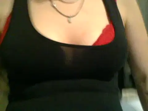 Snapshot of geilmeisje98 chatting on 02.18.25 geilmeisje98 online show from 02.18.25