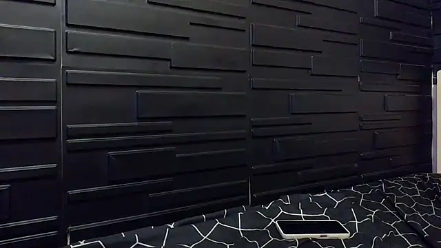 KrikaCat online show from 12.16.25