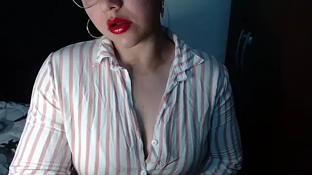 Snapshot of lizbodu chatting on 05.29.26 lizbodu online show from 05.29.26