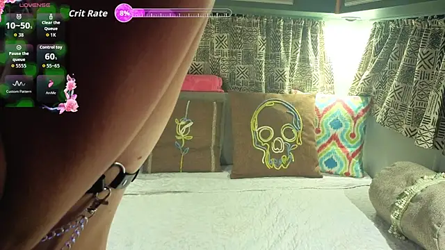 Snapshot of BEASTintheBEAUTY chatting on 05.04.26 BEASTintheBEAUTY online show from 05.04.26